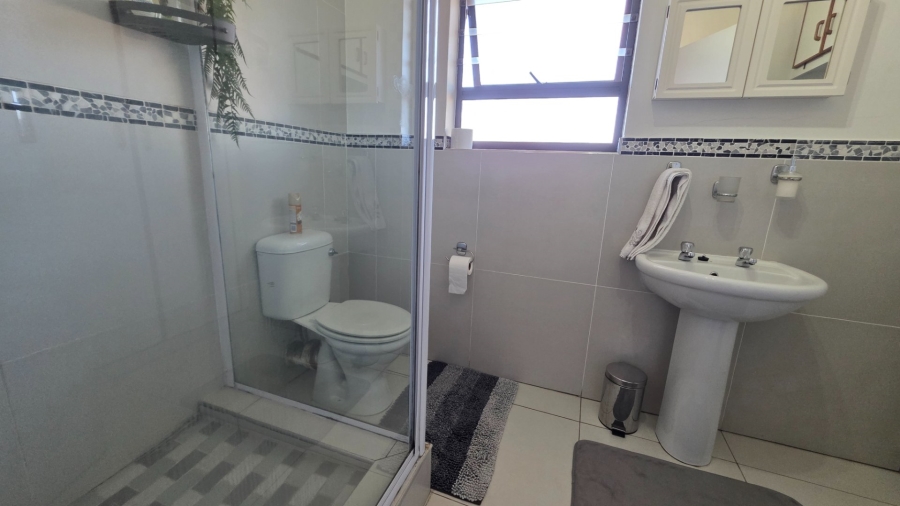 3 Bedroom Property for Sale in Hartenbos Central Western Cape